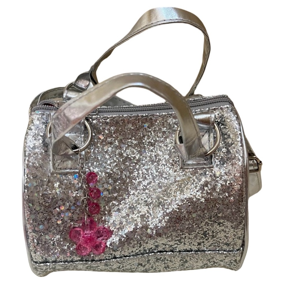 Adorable sparkly bag with adjustable shoulder strap